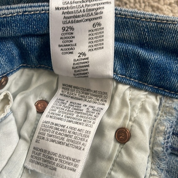 MOTHER Looker Ankle Fray Jeans in After All These Years - Picture 6 of 6